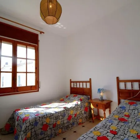 The House In Has 3 Bedrooms * L'Escala