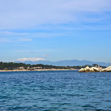 The House In Has 3 Bedrooms Holiday home L'Escala