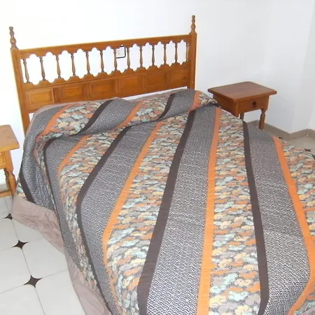 The House In Has 3 Bedrooms *