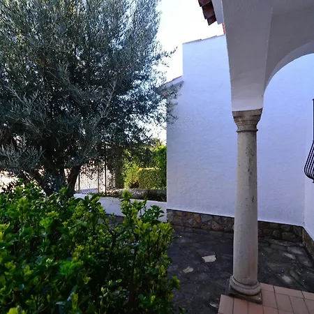 بيت للعطل The House In Has 3 Bedrooms *